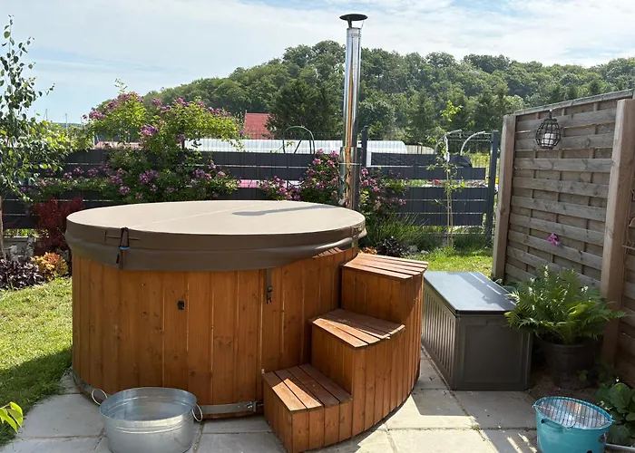 Charmful - Sauna - Private Hot Tub شاليه Wapnica (West Pomeranian)