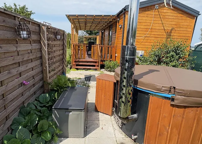 Charmful - Sauna - Private Hot Tub